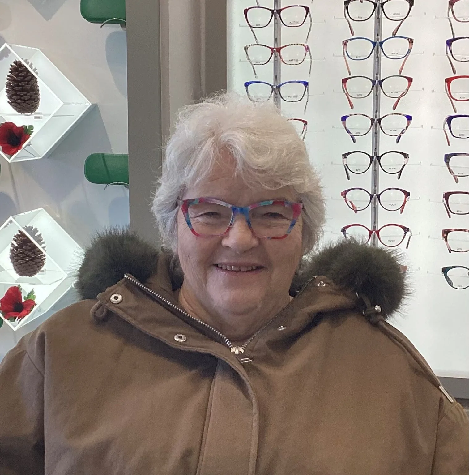 Happy Eyewise patient wearing glasses, photo 11