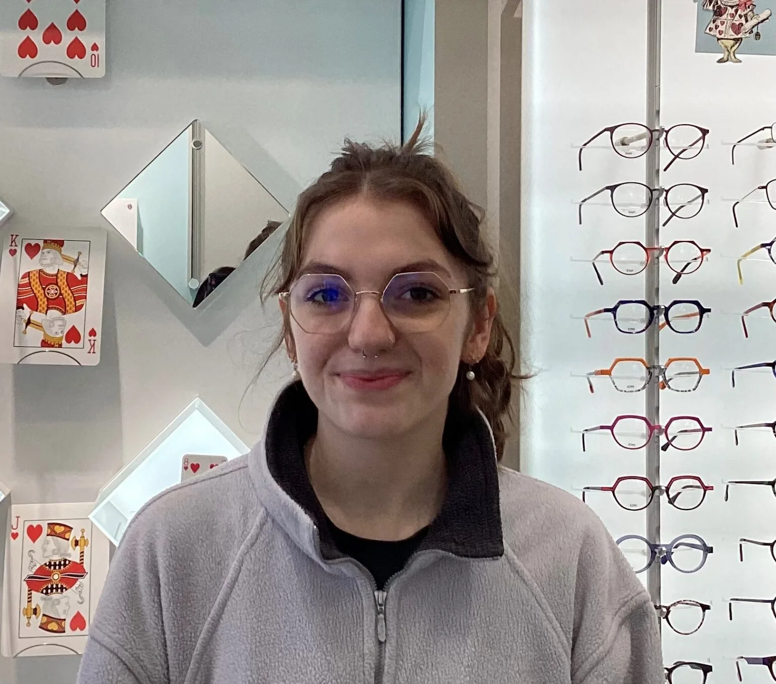 Happy Eyewise patient wearing glasses, photo 28