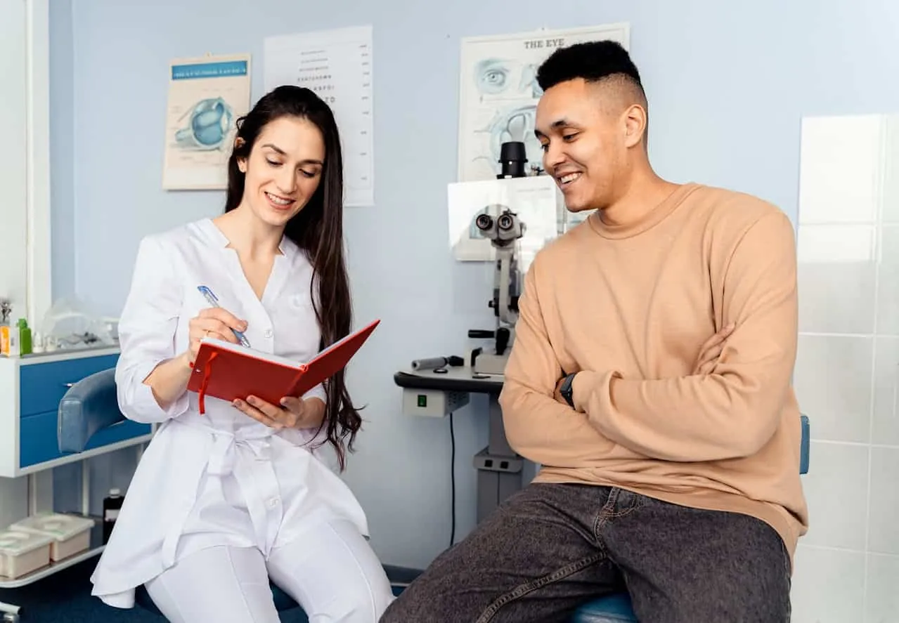 What Are the Symptoms of Cataracts and Glaucoma?